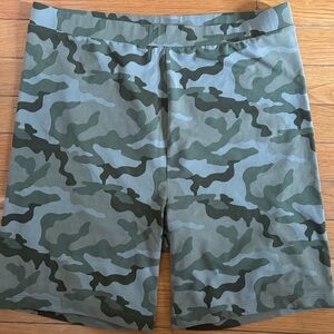 AE Camo Biker Shorts